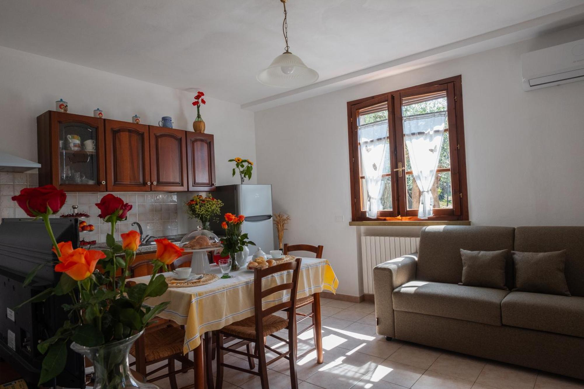 Agriturismo I Cerroni Montescudaio Eksteriør bilde