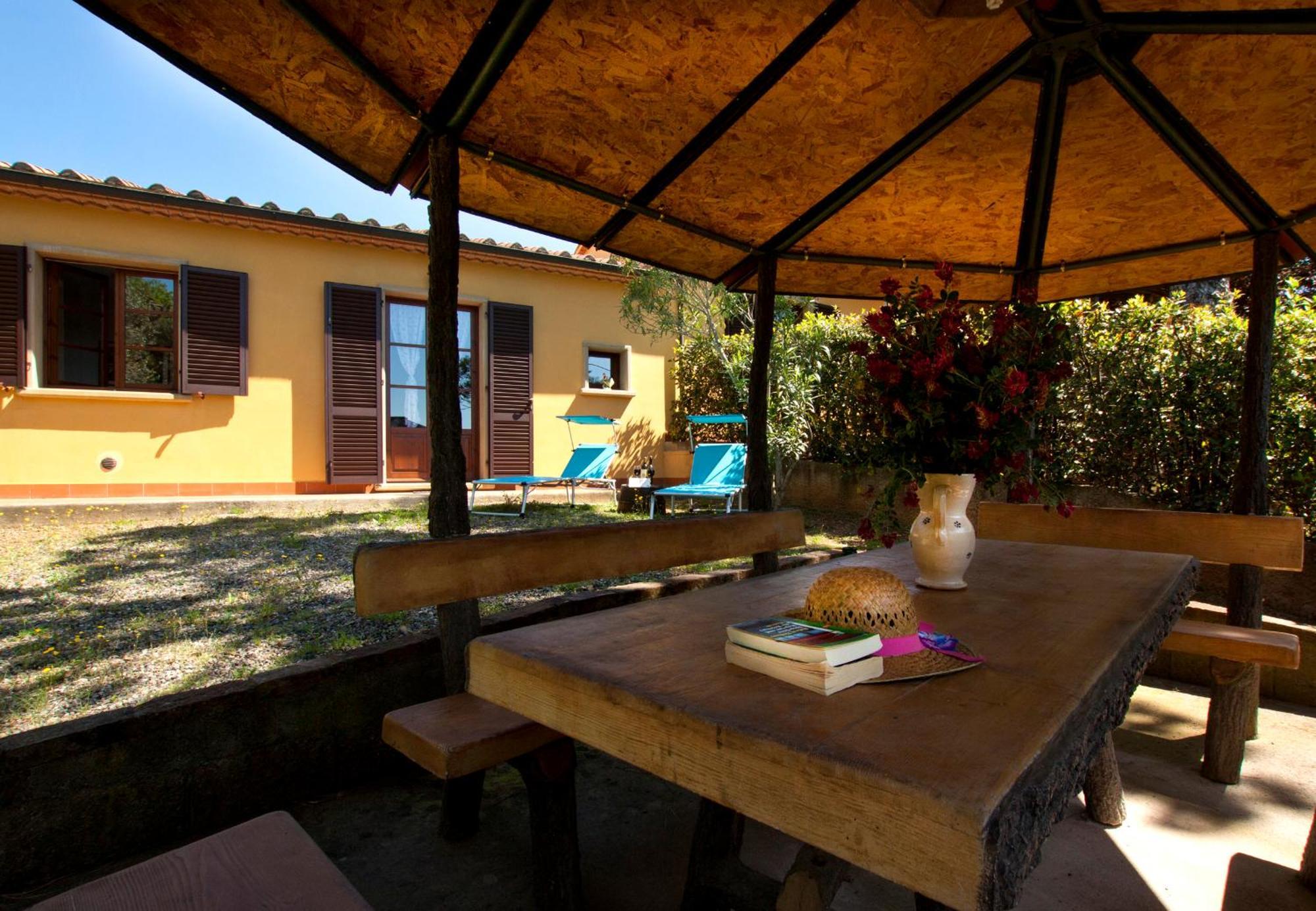 Agriturismo I Cerroni Montescudaio Eksteriør bilde